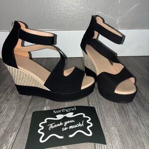 North End Black Wedge Shoes Size 38, US 8. Orthopedic shoe.